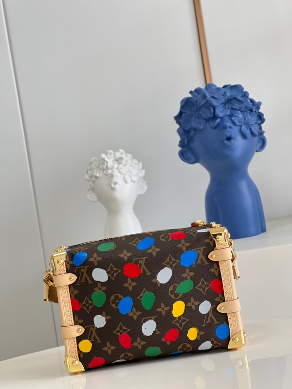 l0*is V*t0n side trunk mm