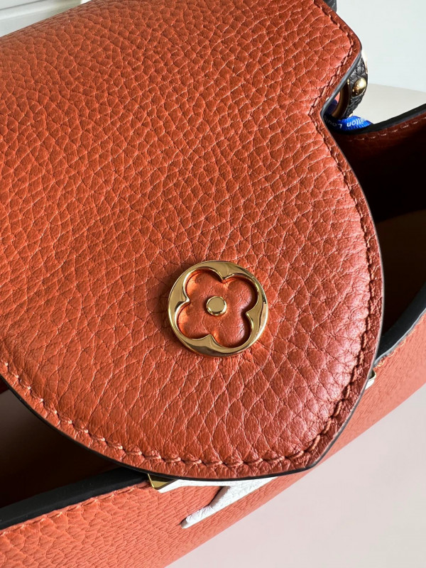 l0*is V*t0n capucines mm