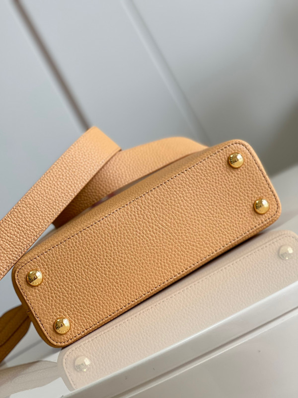 l0*is V*t0n capucines bb