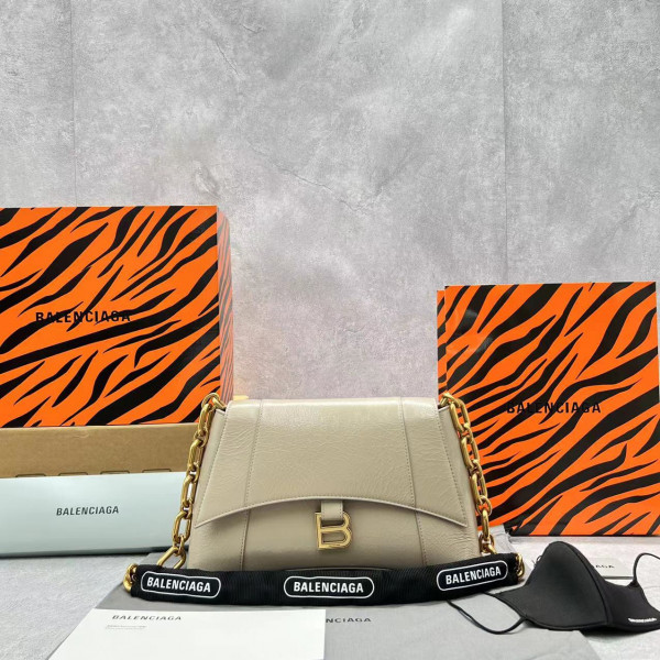 Ba*len*cia*ga downtown small shoulder bag with chain