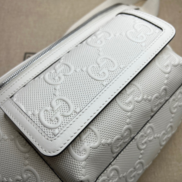 G*u*i gg embossed belt bag