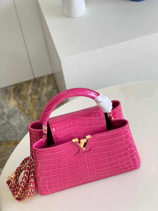 l0*is V*t0n capucines bb