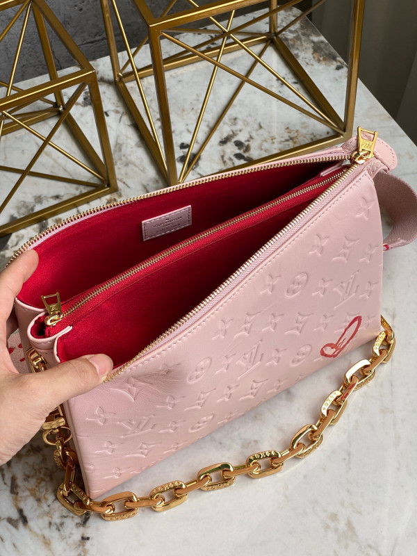 l0*is V*t0n limited edition -coussin pm