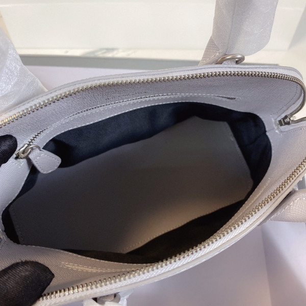 Ba*len*cia*ga ville top handle s