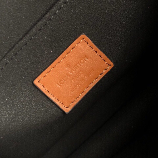 l0*is V*t0n dauphine mm（2019 spring show）