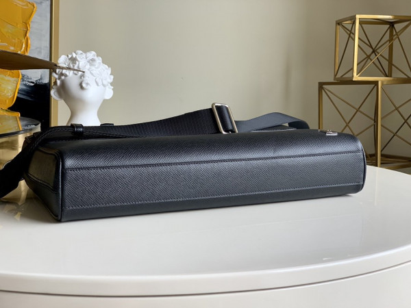 l0*is V*t0n alex briefcase