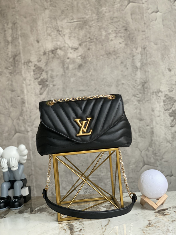 l0*is V*t0n new wave chain bag