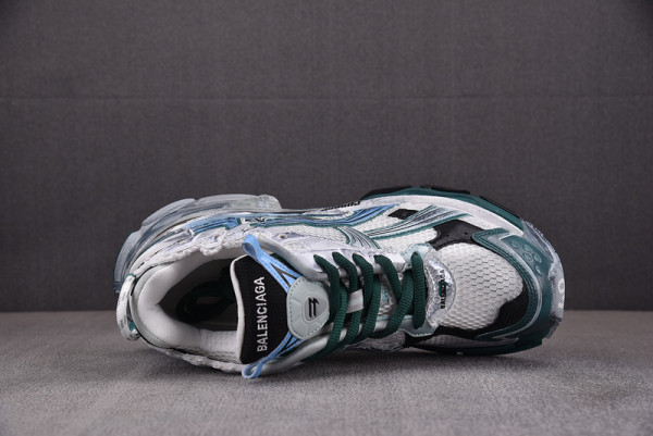 Ba*len*cia*ga runner