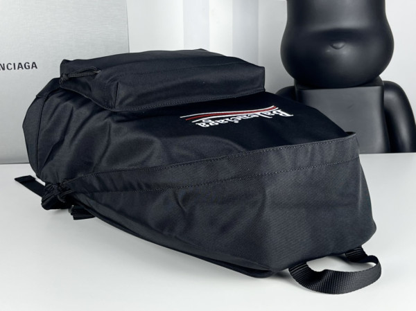 Ba*len*cia*ga backpack