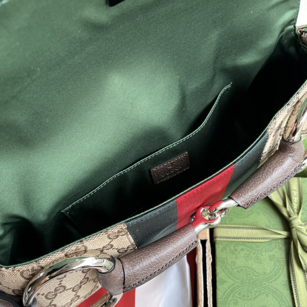 G*u*i horsebit chain medium shoulder bag