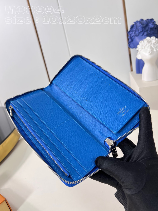 l0*is V*t0n zippy wallet-10*20*2 cm