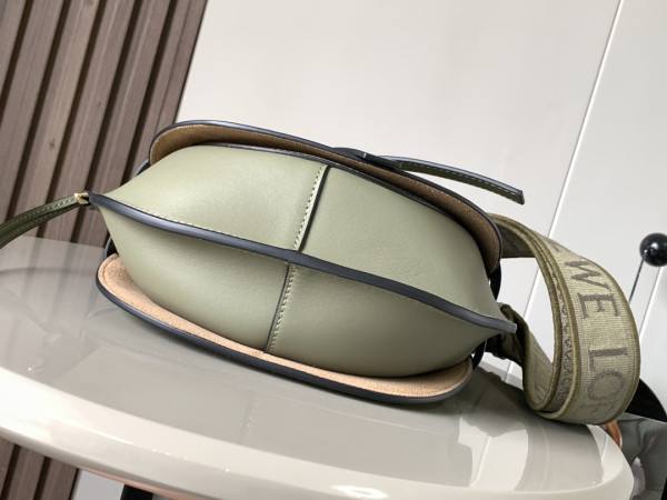 LOWEE GATE BAG-25*19*11.5CM