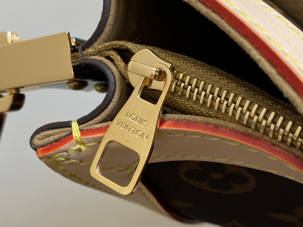 l0*is V*t0n dauphine-28*20*11cm