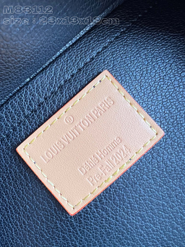 l0*is V*t0n locker dopp kit bag-23*13*12cm