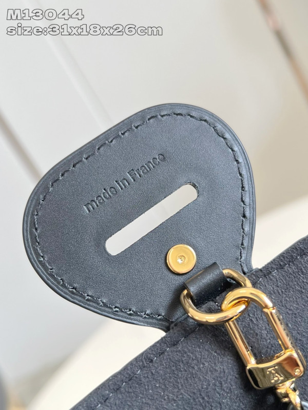 l0*is V*t0n all in gm