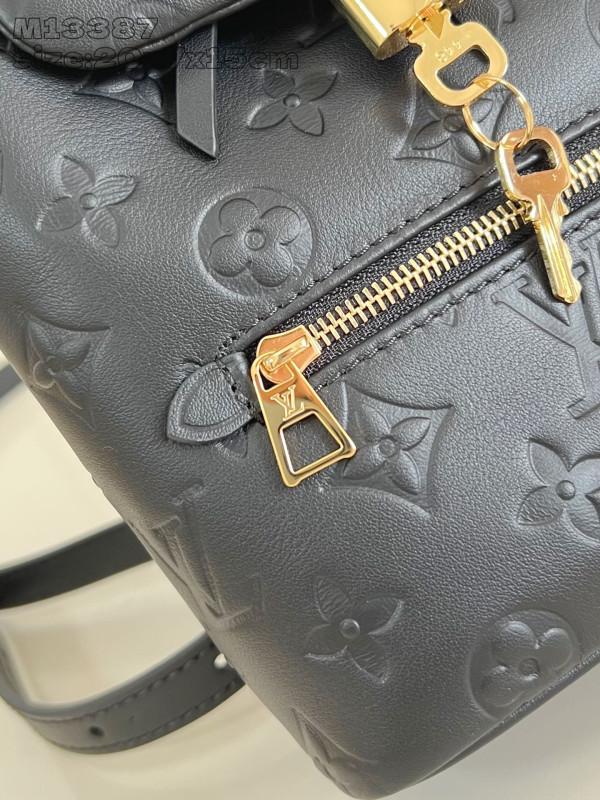 l0*is V*t0n coussin backpack-20*7.5*15cm