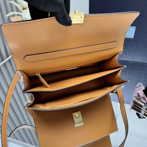 Pra*a soft sound medium leather shoulder bag