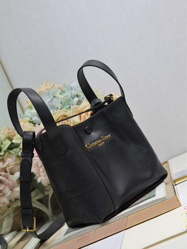 Diro Small Signature Bucket Bag - 21*19*11CM