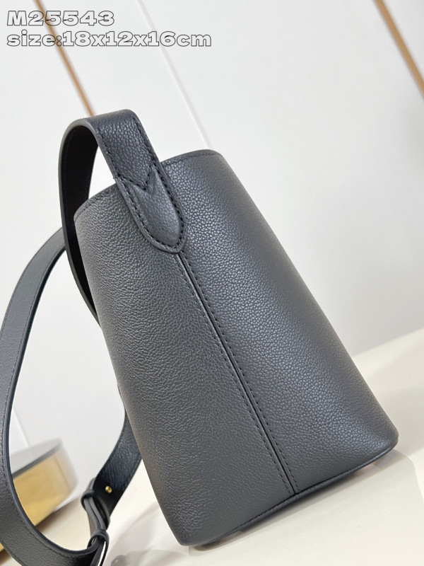 l0*is V*t0n low key all in bb