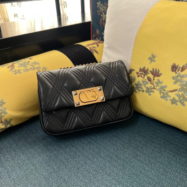 VALENTINO GARAVANI QUILTIE - 19*13*6CM