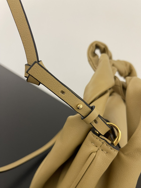 F**di spy small - 32*12*18cm