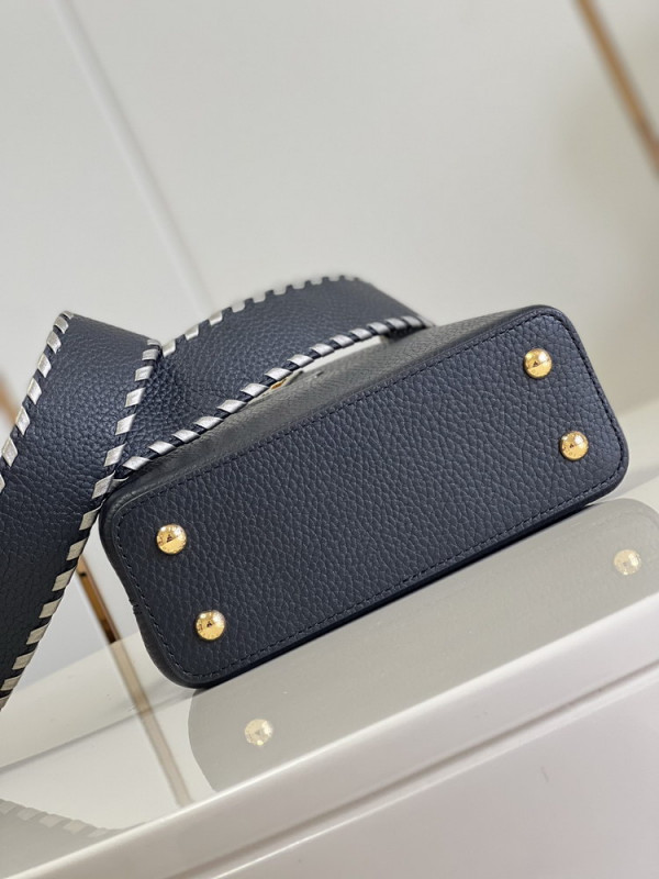 l0*is V*t0n capucines mini