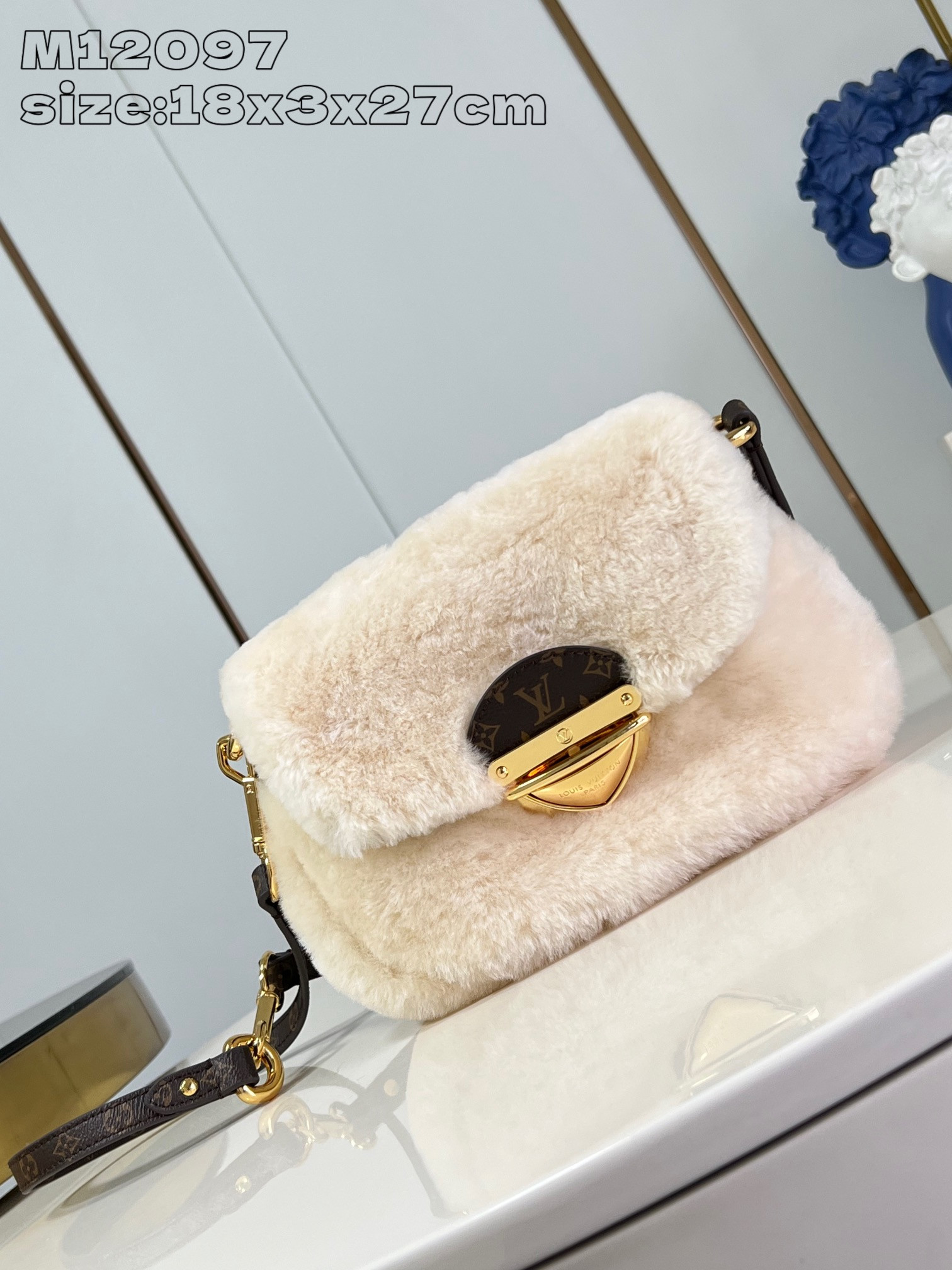 l0*is V*t0n ski sunset